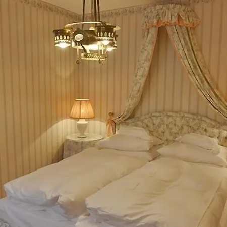 Otel Hirschgasse