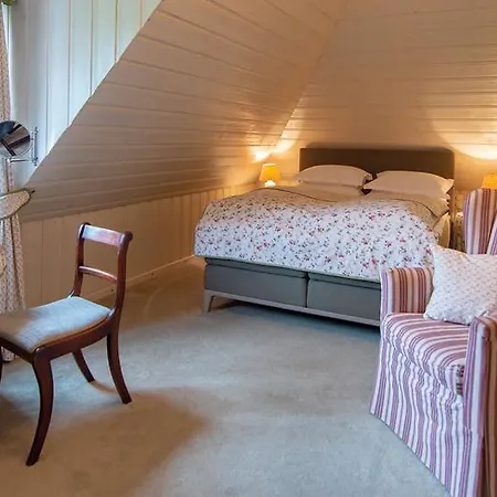 Hotel Hirschgasse 4*