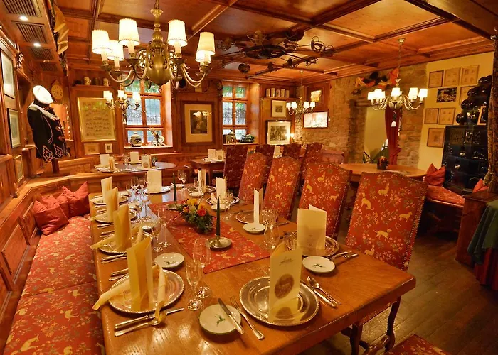 Hirschgasse فندق