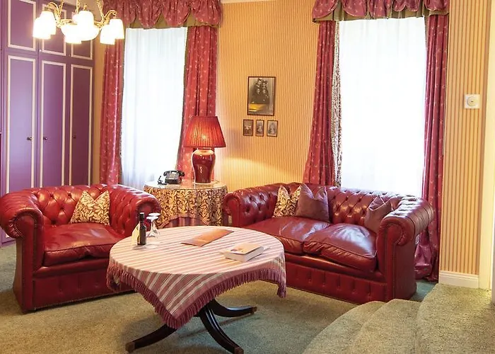 Hirschgasse فندق