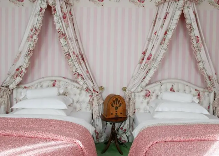 Hirschgasse فندق