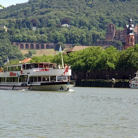 호텔 Hirschgasse 4*