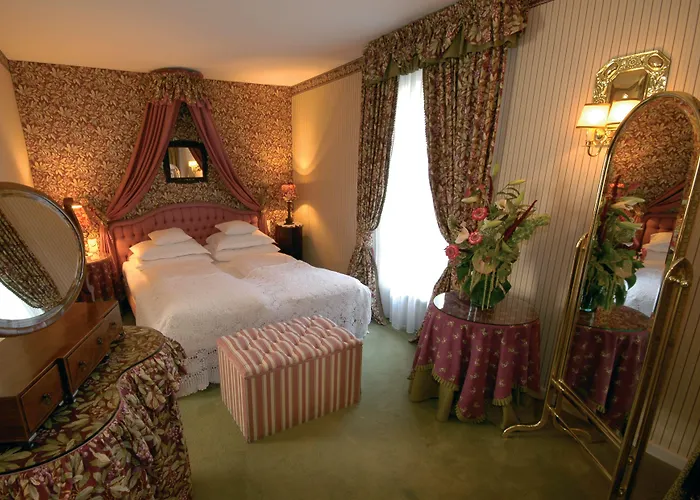 Hirschgasse מלון